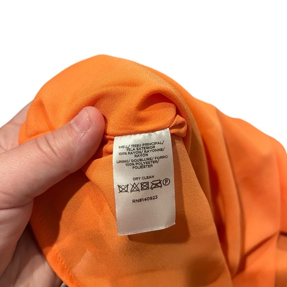 LOFT Women Medium‎ Coral Orange Pink Floral Tropical Vacation Summer Blouse Top - Picture 8 of 11